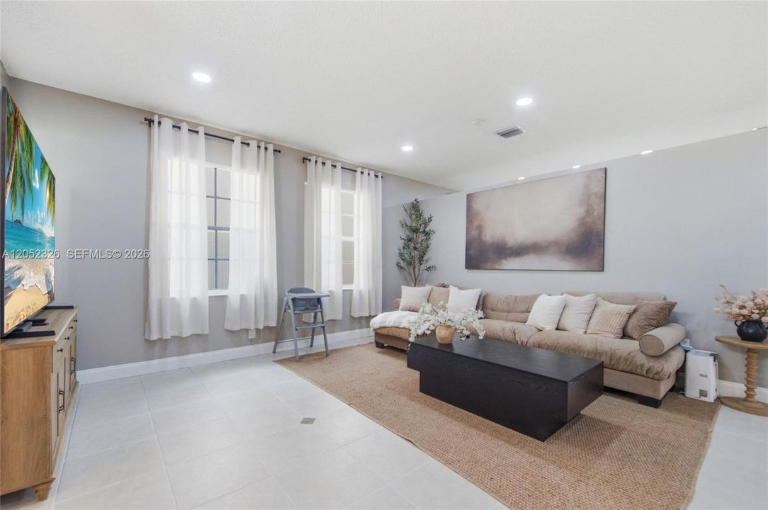 For Sale: $775,000 (4 beds, 2 baths, 2488 Square Feet)