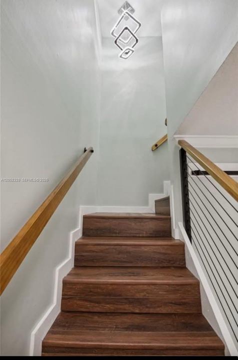 For Sale: $329,000 (4 beds, 2 baths, 1500 Square Feet)