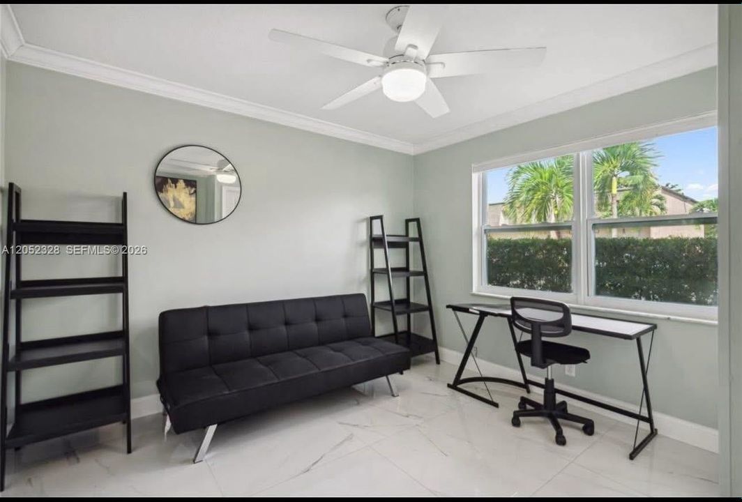 For Sale: $329,000 (4 beds, 2 baths, 1500 Square Feet)