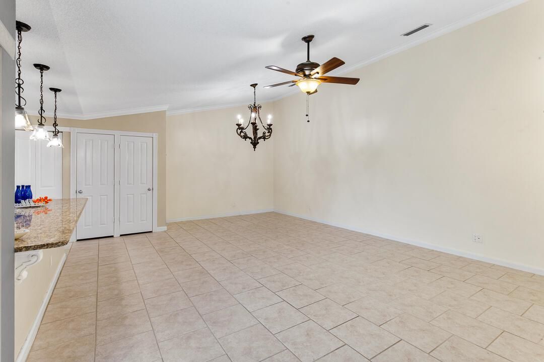 1220 NW Sun Terrace Circle-25