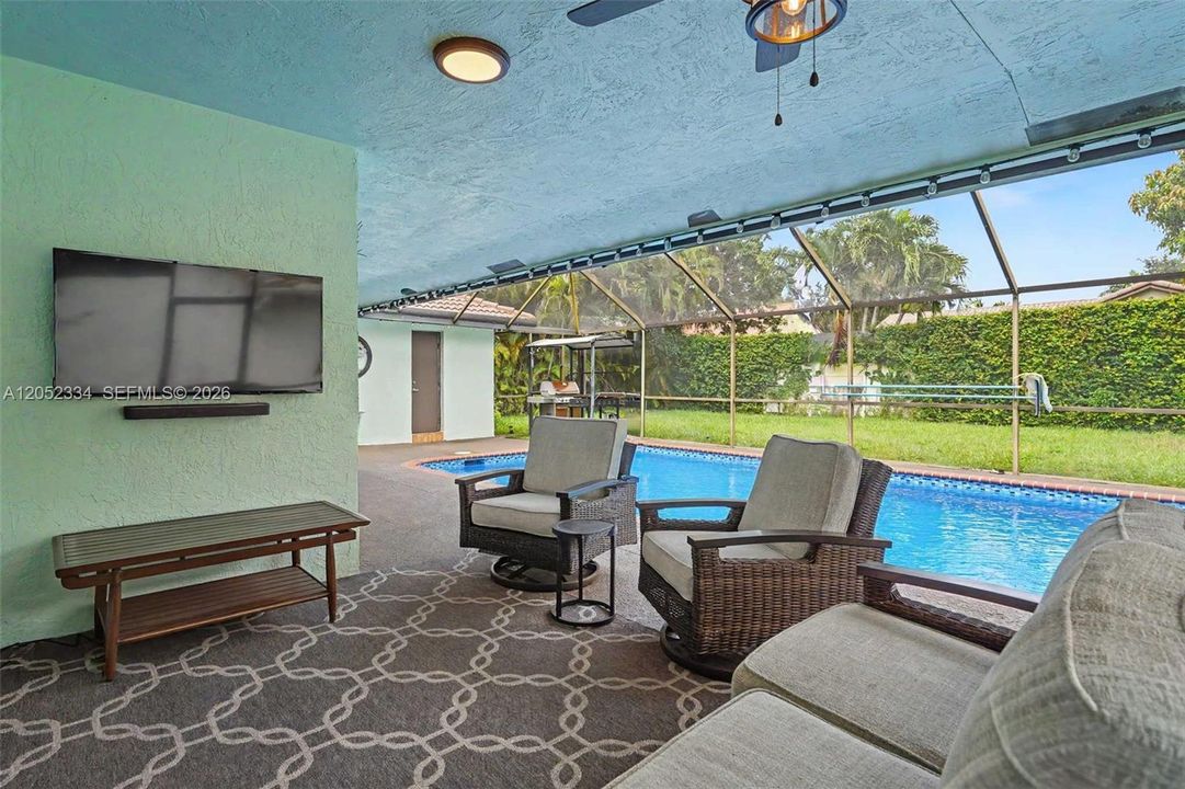 For Sale: $829,999 (4 beds, 2 baths, 2210 Square Feet)