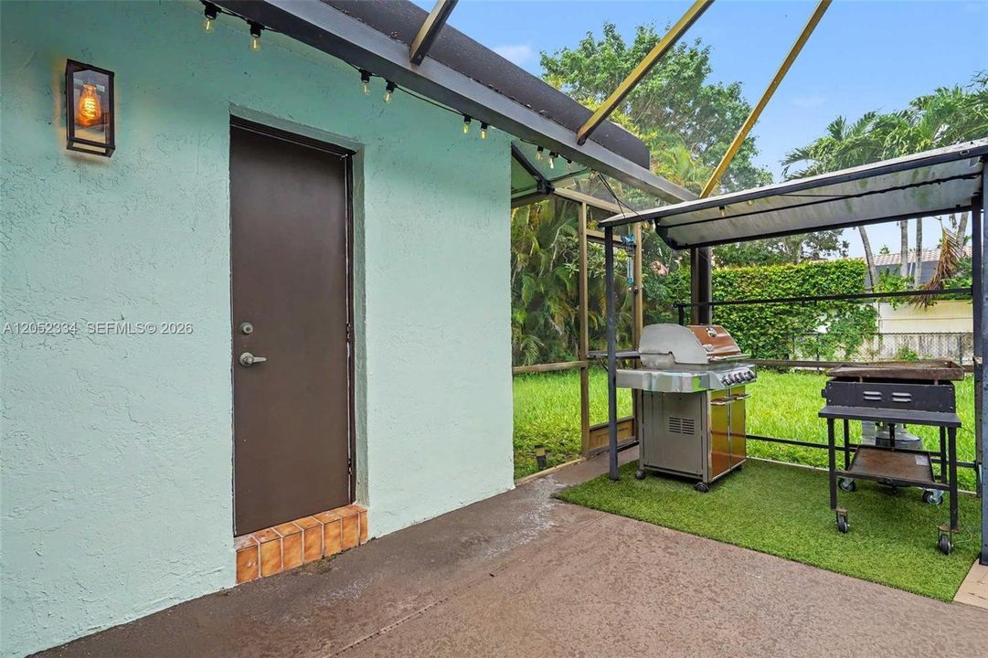 For Sale: $829,999 (4 beds, 2 baths, 2210 Square Feet)