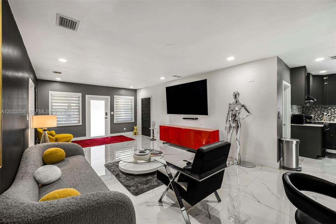 For Rent: $5,300 (3 beds, 3 baths, 1443 Square Feet)
