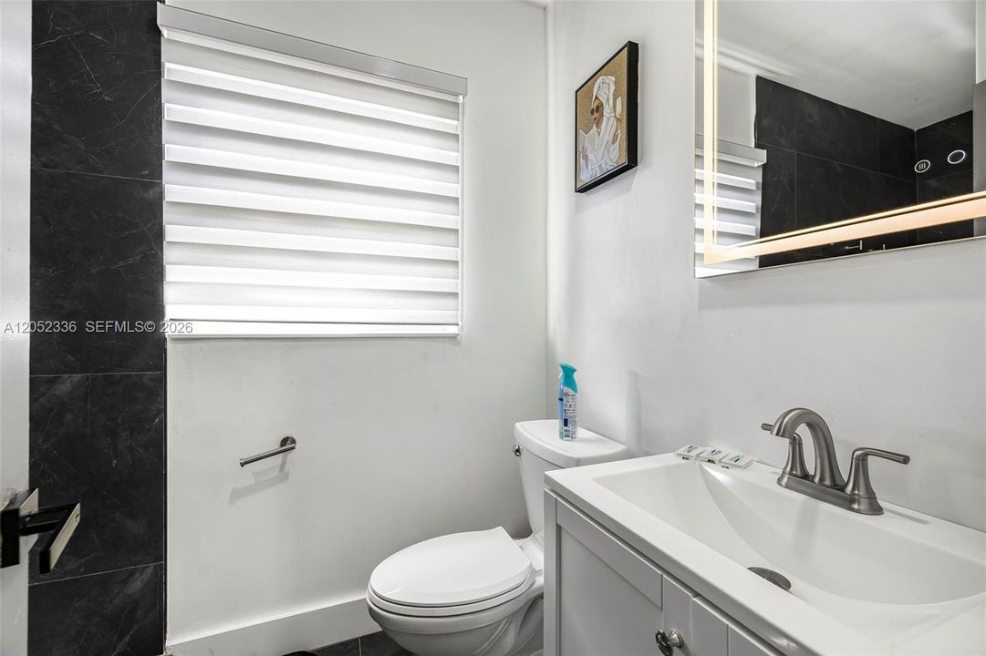 Primary Bathroom Bedrooms no. 2 and 3
