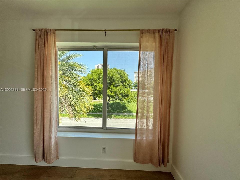 En Renta: $2,400 (1 camas, 1 baños, 880 Pies cuadrados)