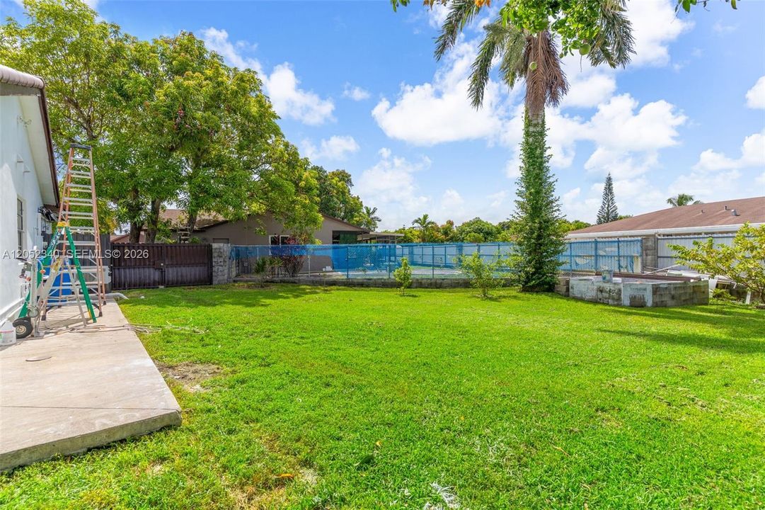 В аренду: $4,500 (4 спален, 3 ванн, 1459 Квадратных фут)