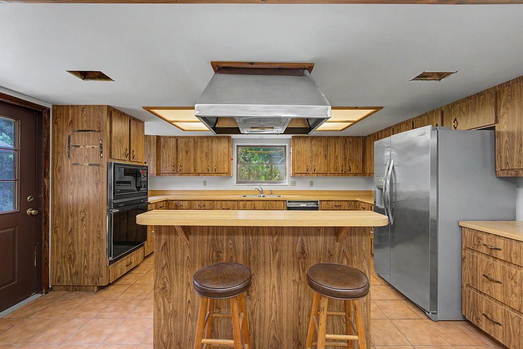 Kitchen 2