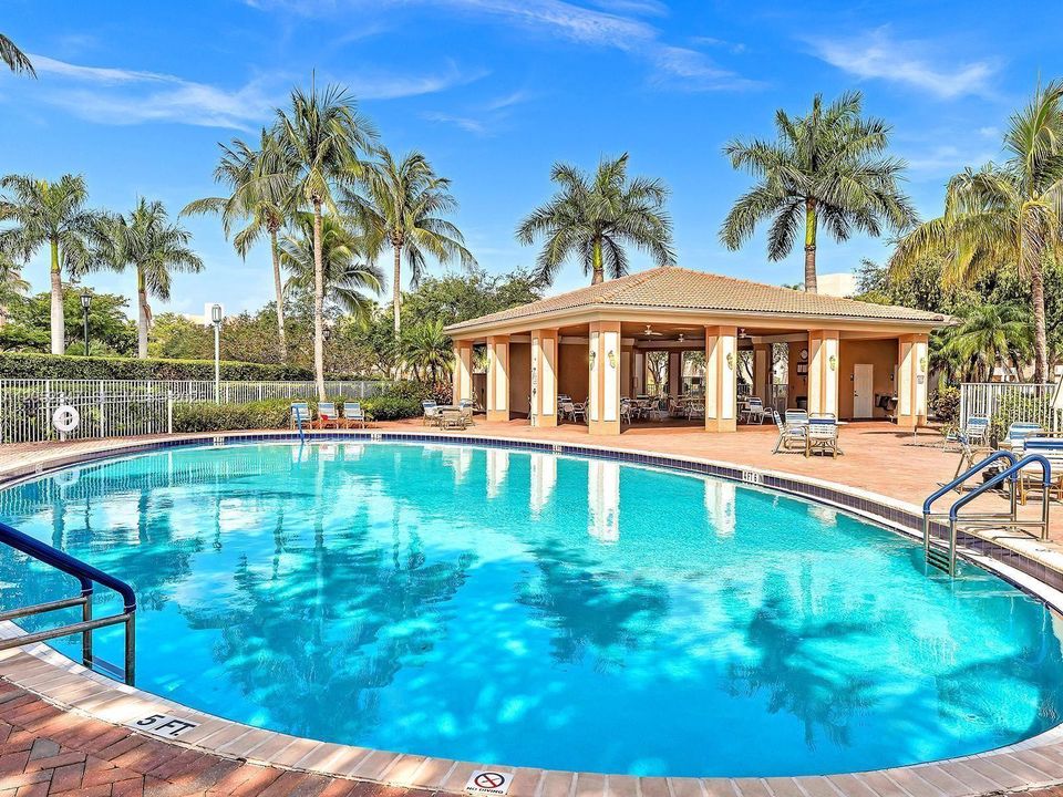 For Sale: $230,000 (2 beds, 2 baths, 1457 Square Feet)