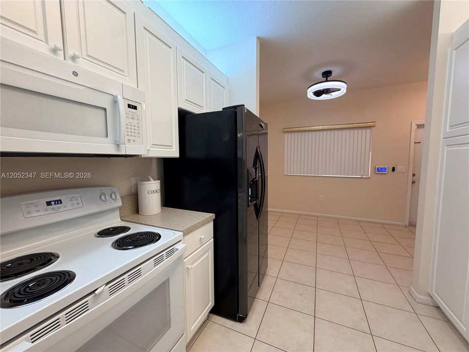 For Sale: $230,000 (2 beds, 2 baths, 1457 Square Feet)