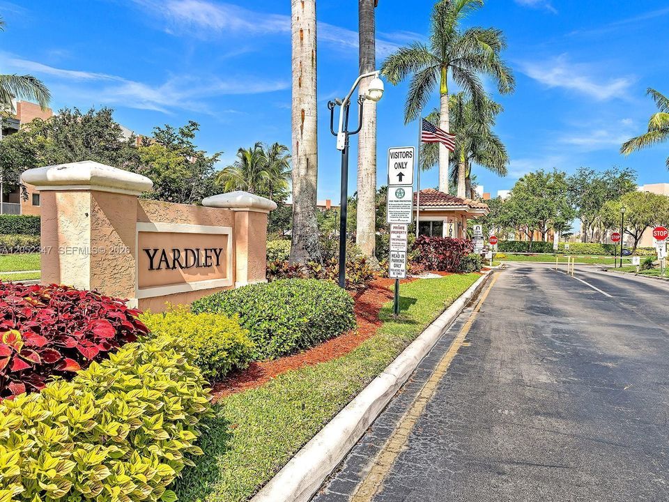 For Sale: $230,000 (2 beds, 2 baths, 1457 Square Feet)