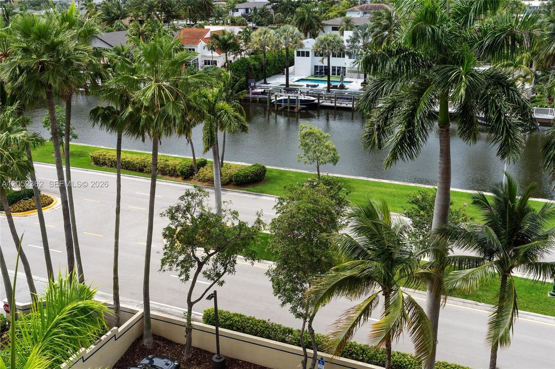 En Venta: $448,000 (2 camas, 2 baños, 1530 Pies cuadrados)