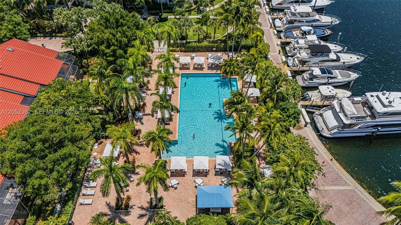 En Venta: $448,000 (2 camas, 2 baños, 1530 Pies cuadrados)