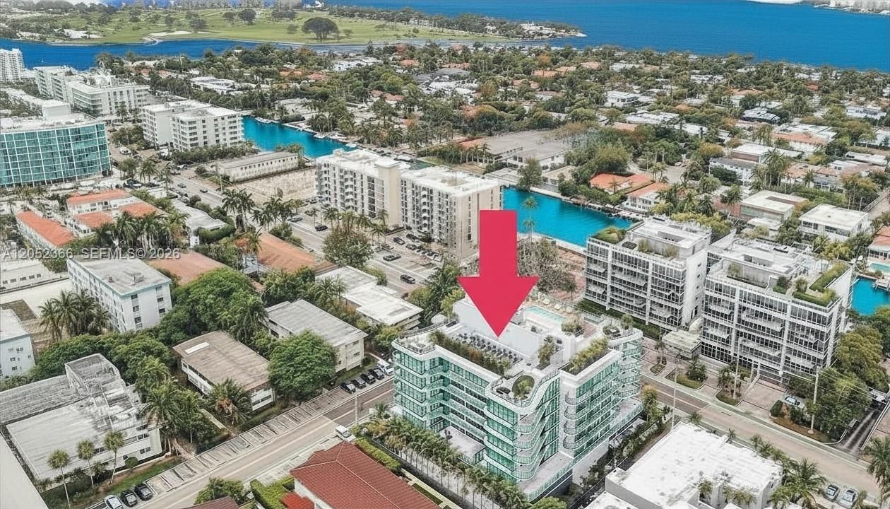 На продажу: $2,100,000 (3 спален, 3 ванн, 0 Квадратных фут)