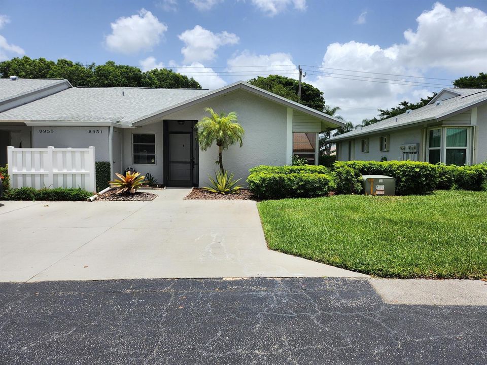 8951 SUNNYWOOD PL Boca front of home2