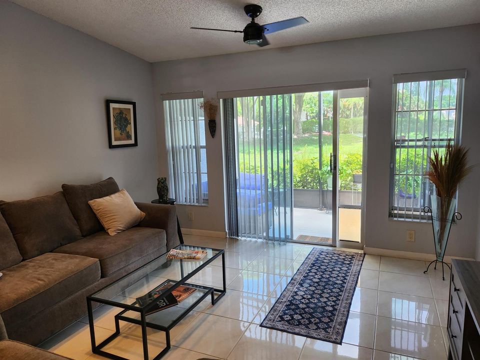 8951 SUNNYWOOD PL Boca living room3