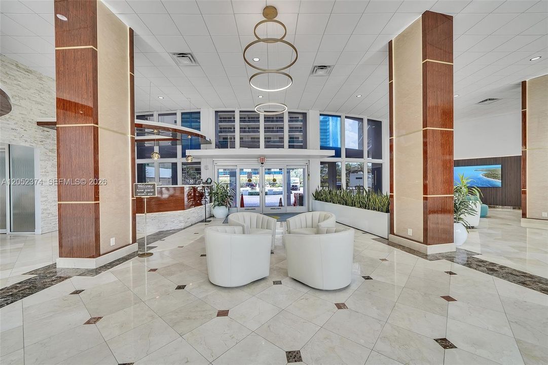 For Sale: $579,000 (1 beds, 1 baths, 1320 Square Feet)
