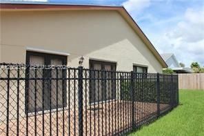 For Sale: $640,000 (3 beds, 3 baths, 1920 Square Feet)