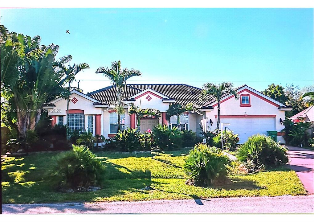 For Rent: $3,000 (3 beds, 2 baths, 2308 Square Feet)
