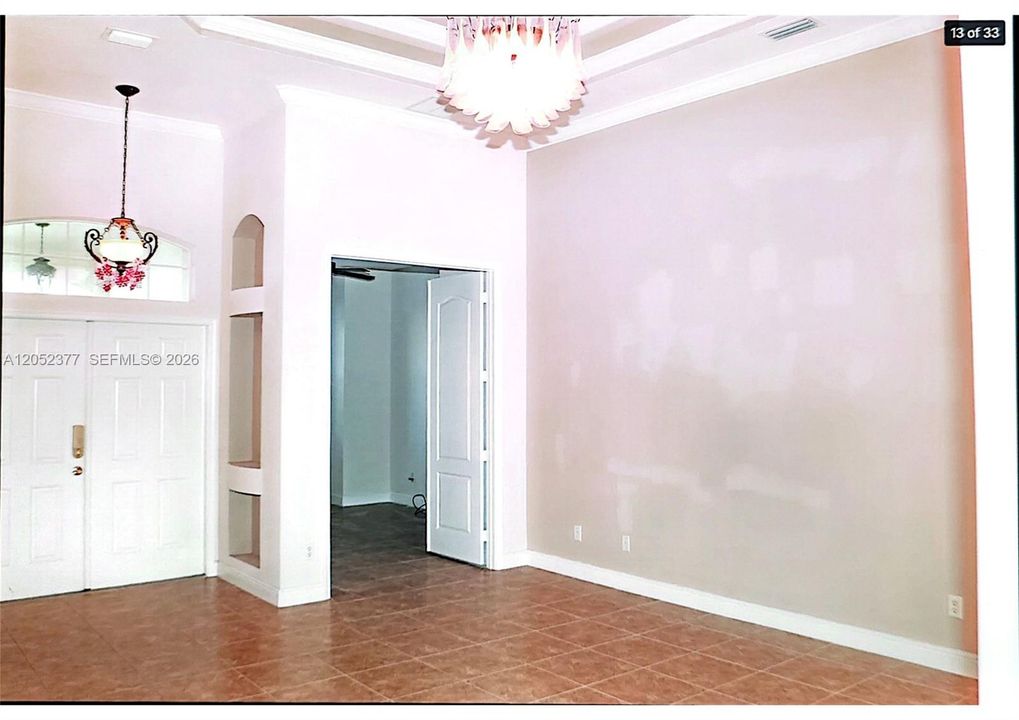 For Rent: $3,000 (3 beds, 2 baths, 2308 Square Feet)