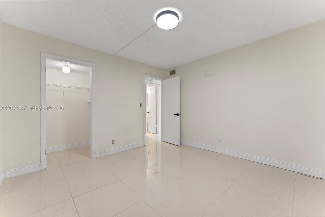 В аренду: $2,250 (2 спален, 2 ванн, 1130 Квадратных фут)