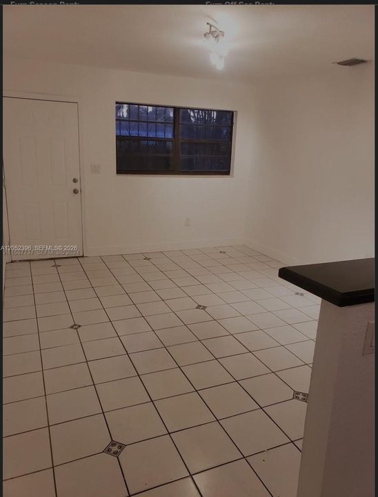 В аренду: $2,350 (2 спален, 1 ванн, 2100 Квадратных фут)