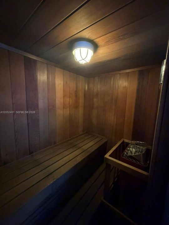 В аренду: $2,900 (1 спален, 1 ванн, 981 Квадратных фут)