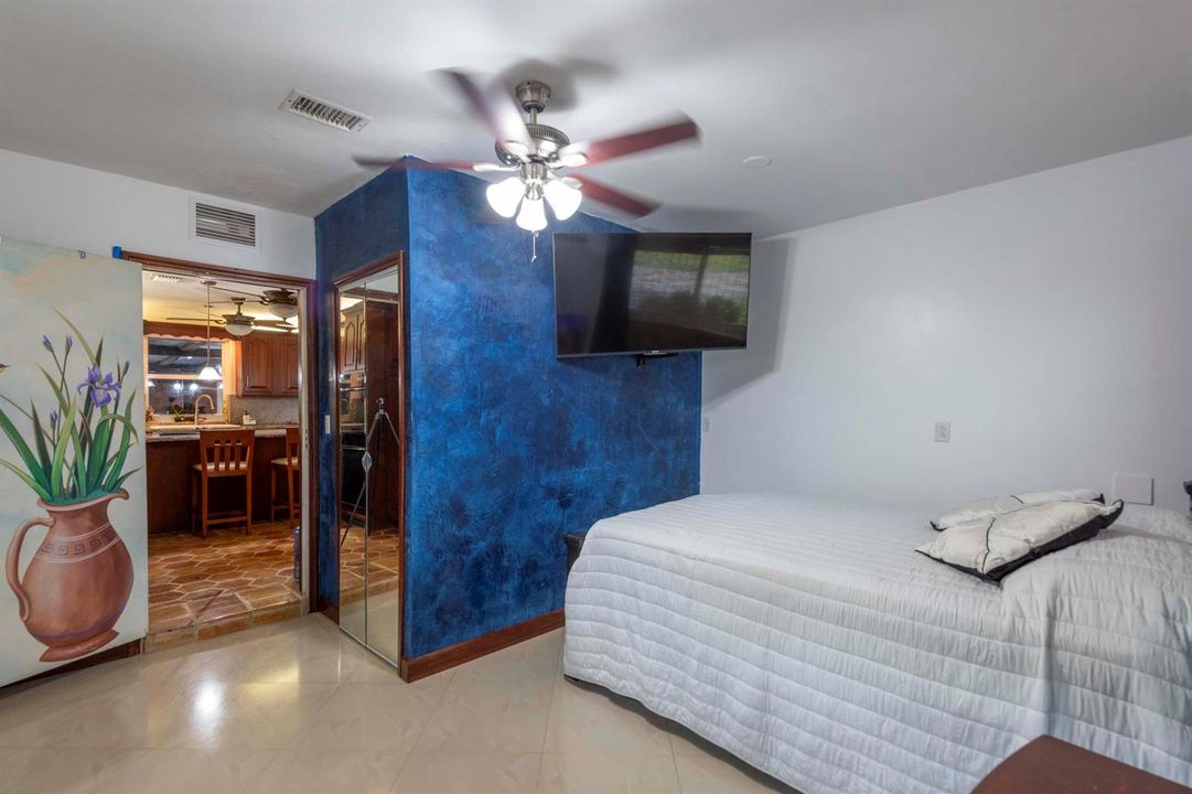 1st bedroom