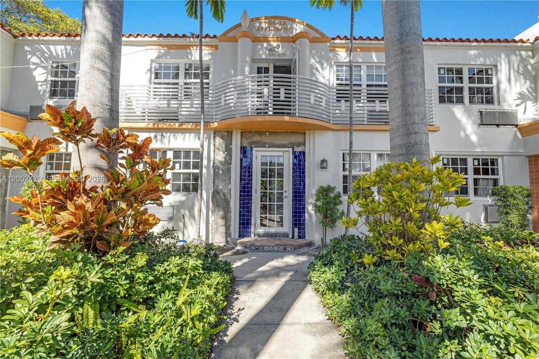 For Rent: $2,050 (1 beds, 1 baths, 470 Square Feet)