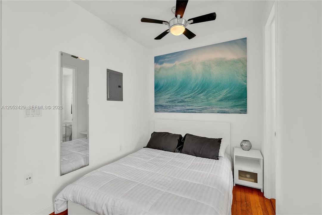 For Rent: $2,050 (1 beds, 1 baths, 470 Square Feet)