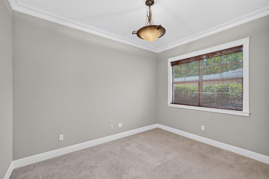 66-web-or-mls-699A4843