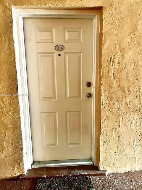 For Rent: $1,850 (1 beds, 1 baths, 760 Square Feet)