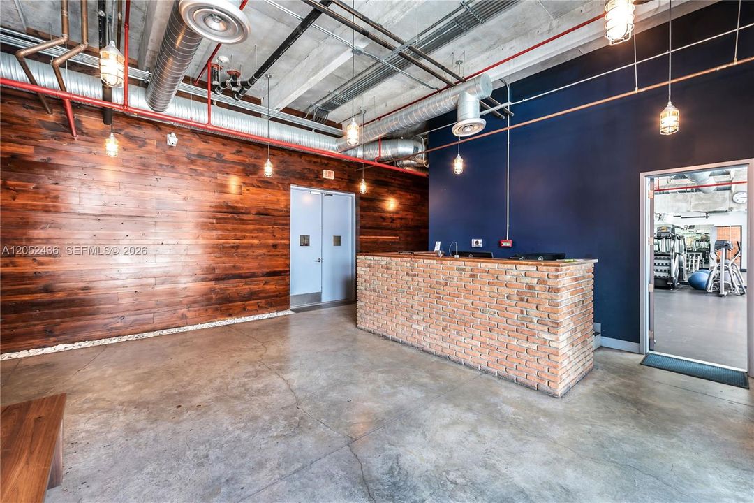 For Rent: $4,500 (1 beds, 1 baths, 1203 Square Feet)
