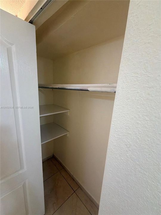 For Rent: $2,300 (2 beds, 2 baths, 900 Square Feet)
