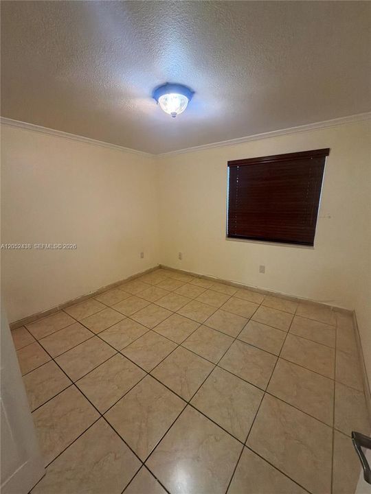 For Rent: $2,300 (2 beds, 2 baths, 900 Square Feet)