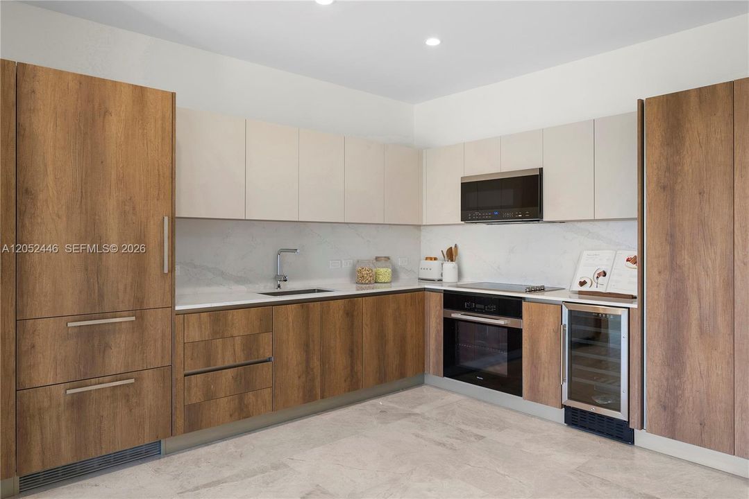 For Rent: $7,195 (2 beds, 2 baths, 1327 Square Feet)