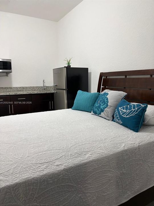 En Renta: $1,000 (1 camas, 1 baños, 1680 Pies cuadrados)