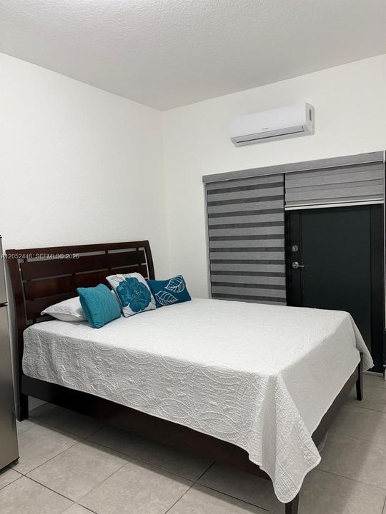 En Renta: $1,000 (1 camas, 1 baños, 1680 Pies cuadrados)