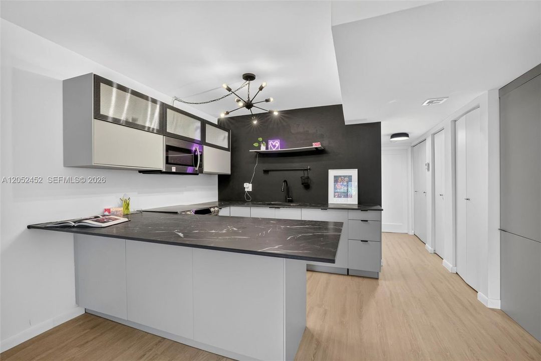 На продажу: $190,000 (1 спален, 1 ванн, 685 Квадратных фут)
