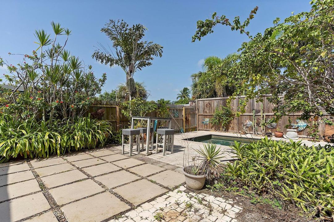 615 7th ave N - - 032