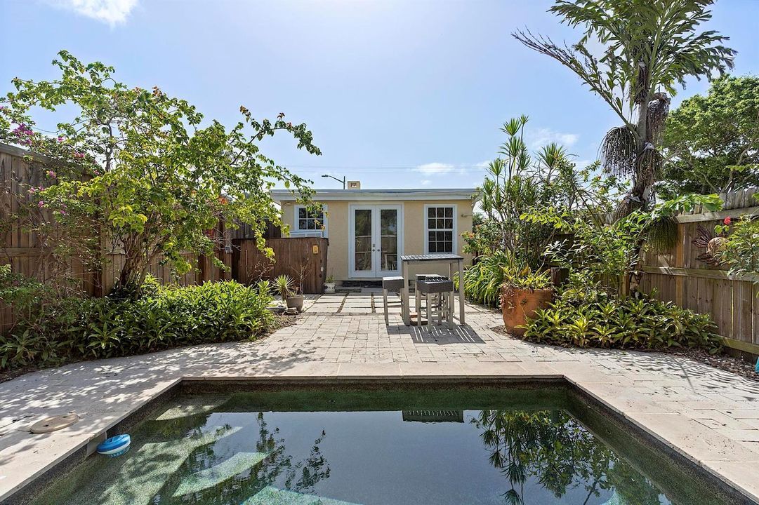 615 7th ave N - - 035