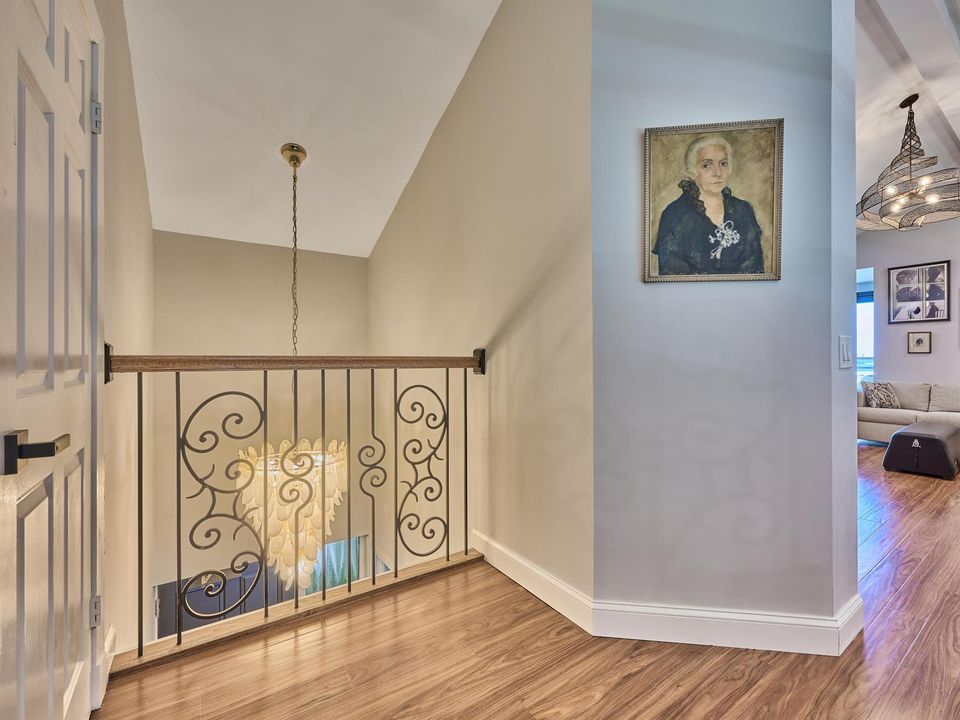 Loft to Entry