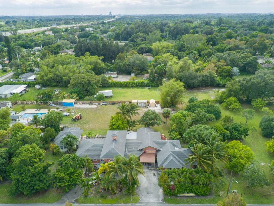 For Sale: $1,350,000 (5 beds, 4 baths, 4935 Square Feet)