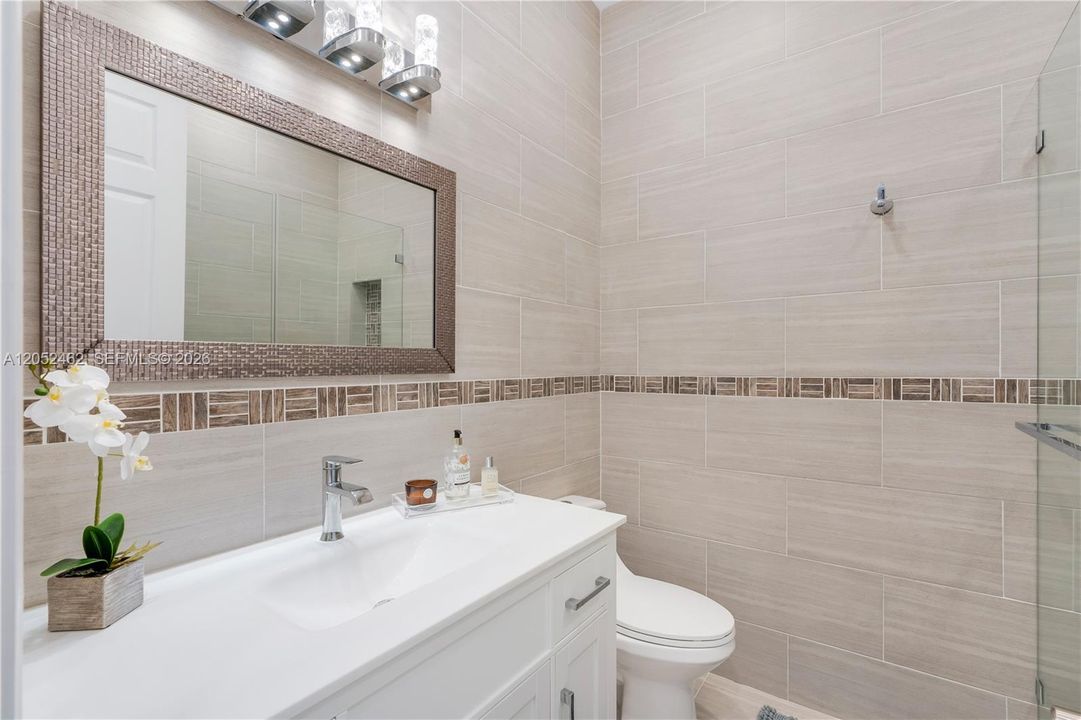 В аренду: $5,500 (5 спален, 3 ванн, 2634 Квадратных фут)
