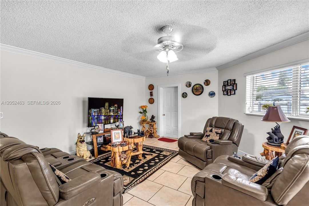 For Sale: $550,000 (0 beds, 0 baths, 1746 Square Feet)