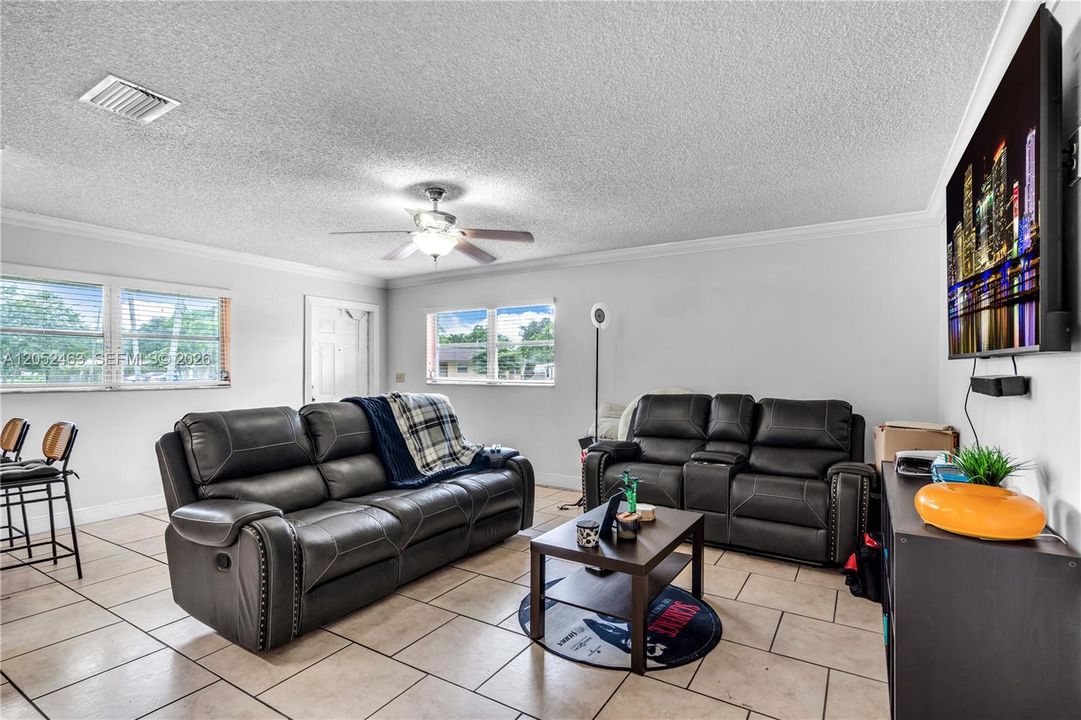 For Sale: $550,000 (0 beds, 0 baths, 1746 Square Feet)