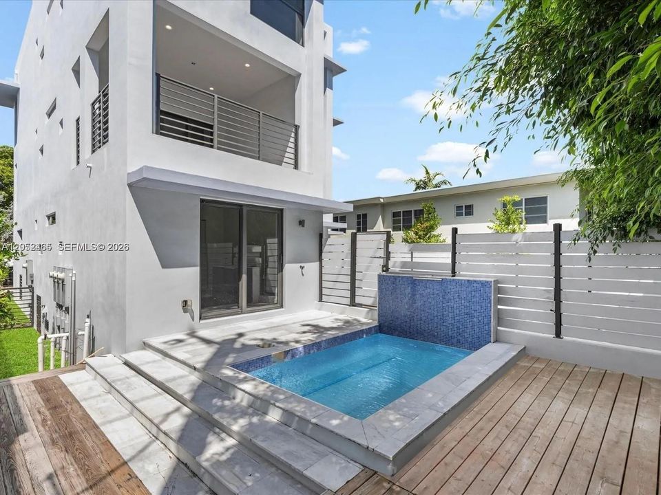 1134  71 street # 3 Miami Beach Fl. 33141