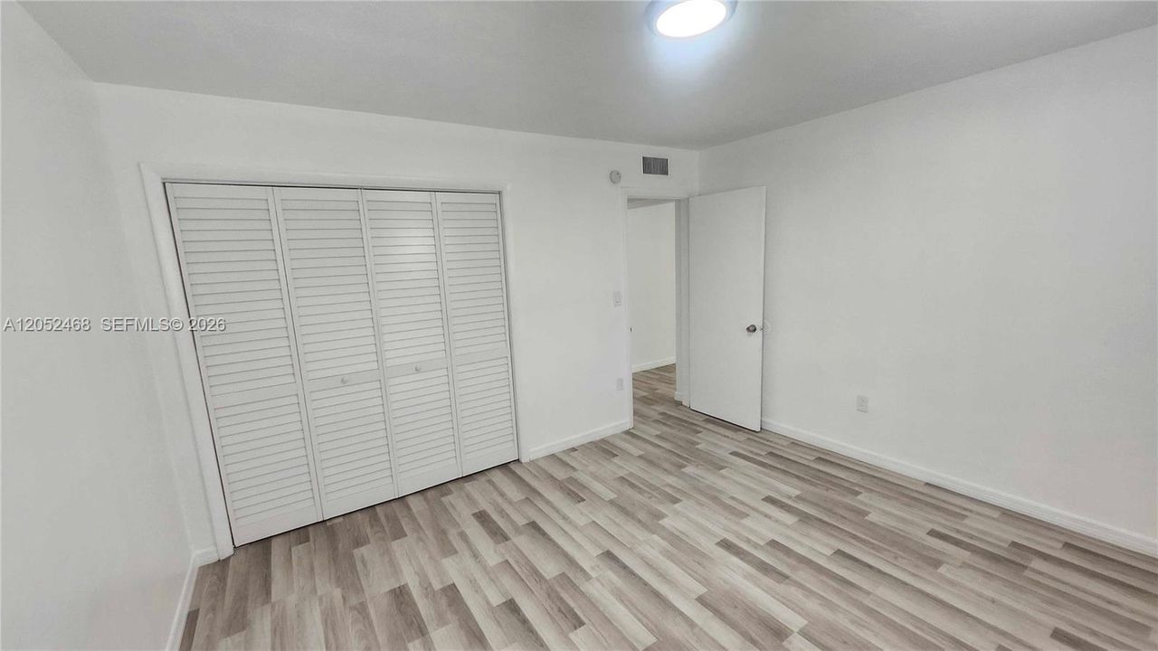 В аренду: $1,750 (2 спален, 1 ванн, 783 Квадратных фут)