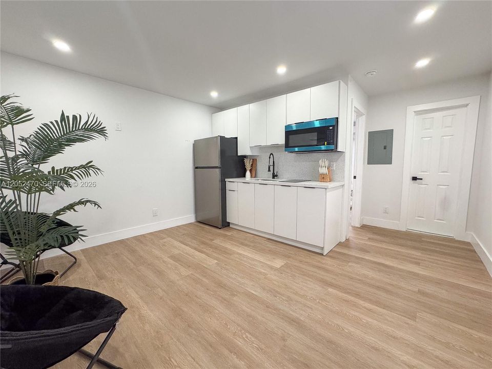 For Sale: $550,000 (0 beds, 0 baths, 1000 Square Feet)