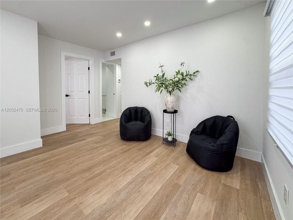 For Sale: $550,000 (0 beds, 0 baths, 1000 Square Feet)