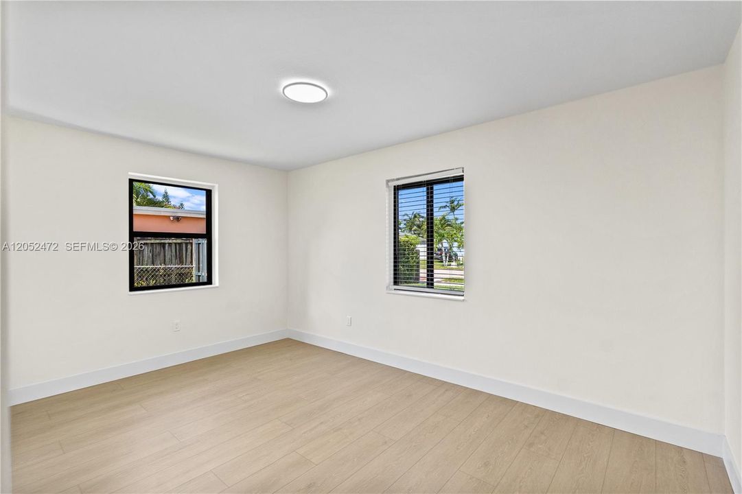 En Venta: $689,900 (3 camas, 2 baños, 0 Pies cuadrados)
